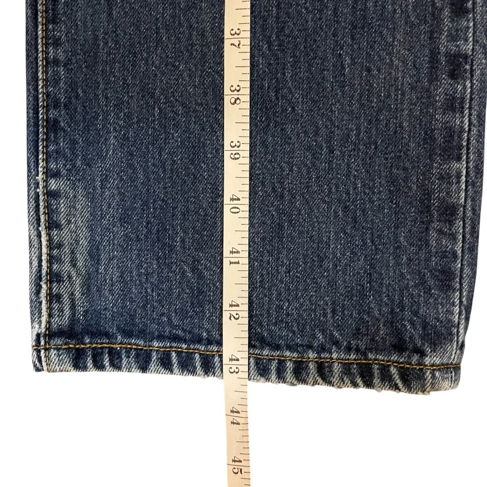 Levi’s 501 Original Fit Straight Leg Jeans Medium Wash Button Fly Vintage Style